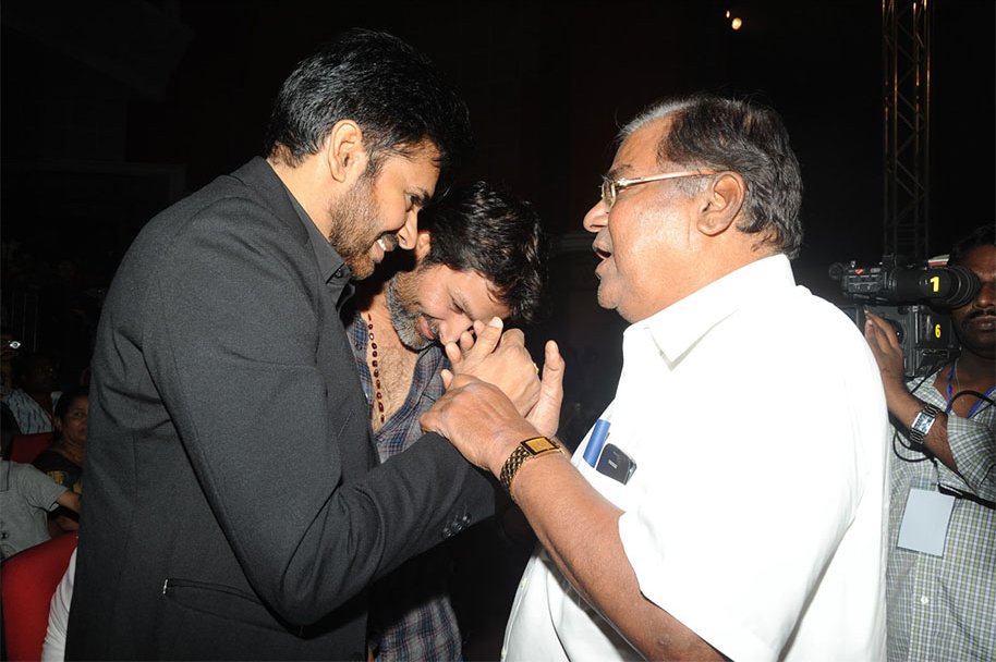 Attarintiki-Daredi-Thank-You-Meeting